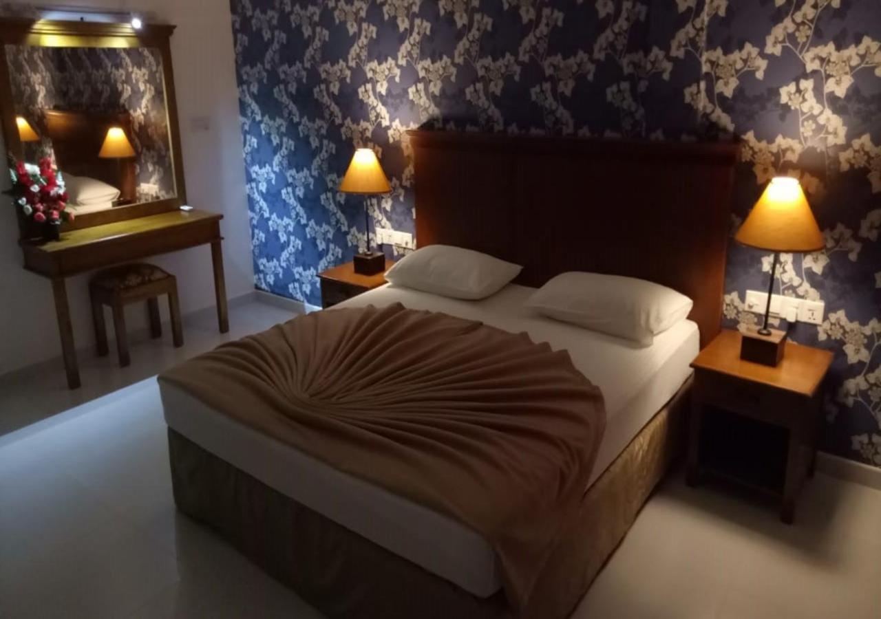 Garden Beach Hotel Kalutara Ngoại thất bức ảnh