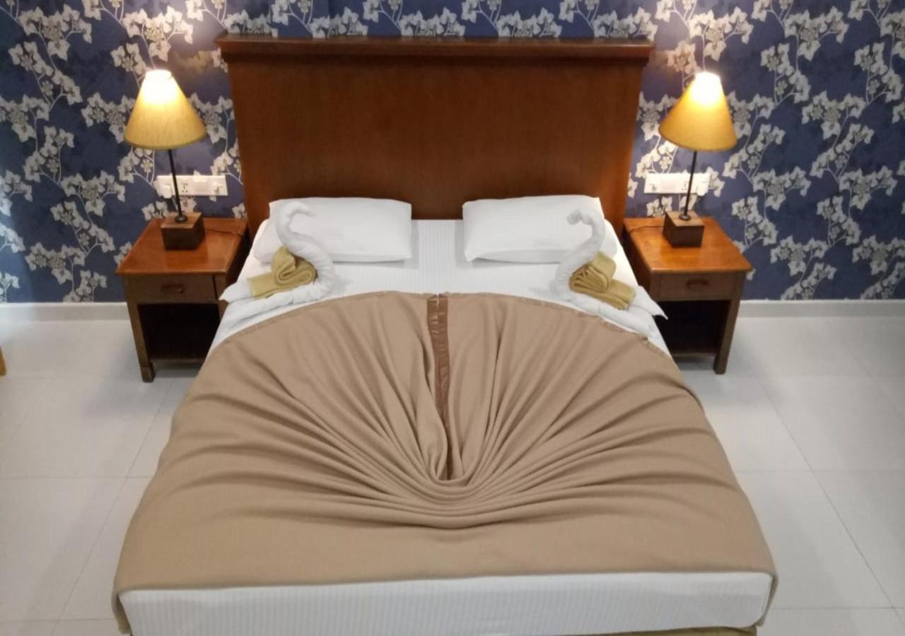 Garden Beach Hotel Kalutara Ngoại thất bức ảnh