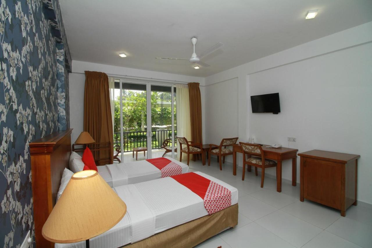 Garden Beach Hotel Kalutara Ngoại thất bức ảnh