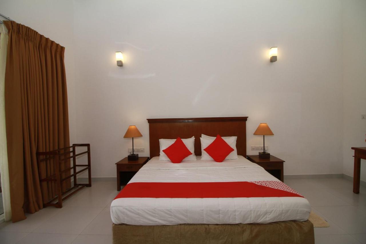 Garden Beach Hotel Kalutara Ngoại thất bức ảnh
